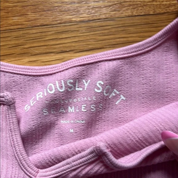 Pink Ribbed Crop Top - Picture 2 of 2